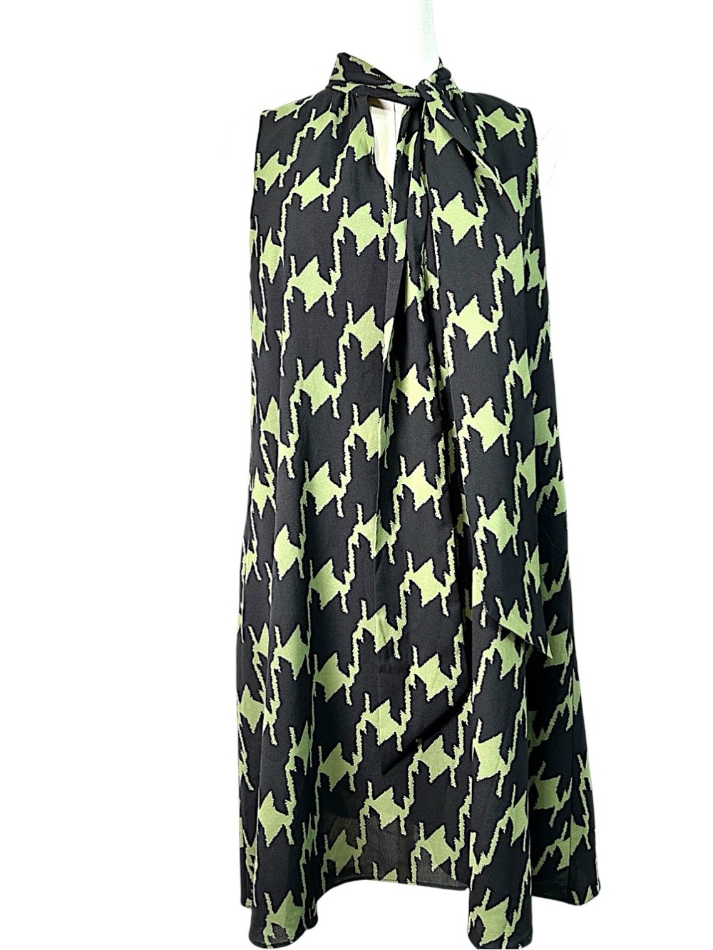 Vince Camuto Black and Lime Graphic Maxi Skirt with Tie Neck